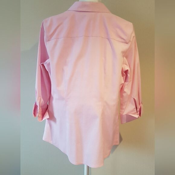 DENVER HAYES *NWOT* Classic Fit PINK Button Up Blouse 3/4 Sleeve & Cuff * Small - Picture 9 of 11